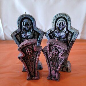 Unbranded Set of 4 Halloween Headstone Candles 2 Black & 2 Red New Never Used